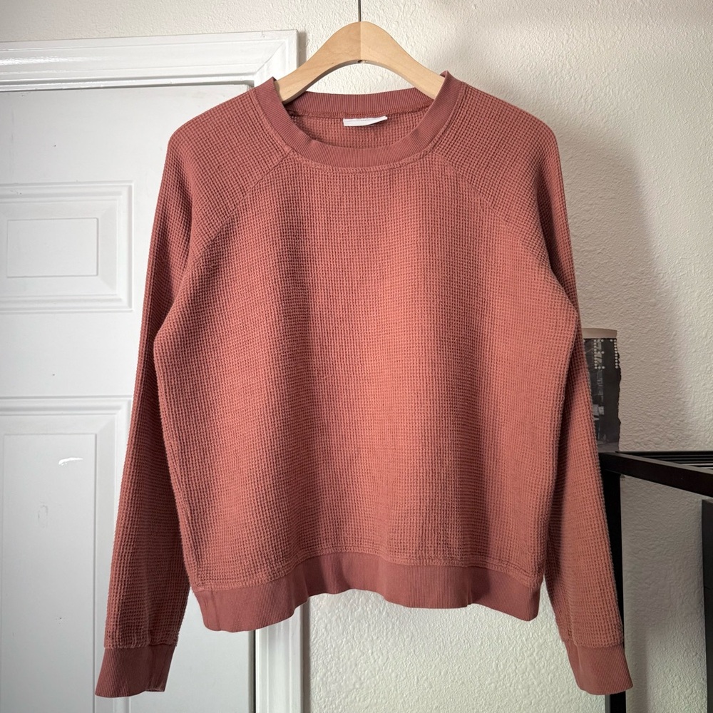 PARACHUTE salmon peach‎ rust waffle thermal crew pullover sweater
